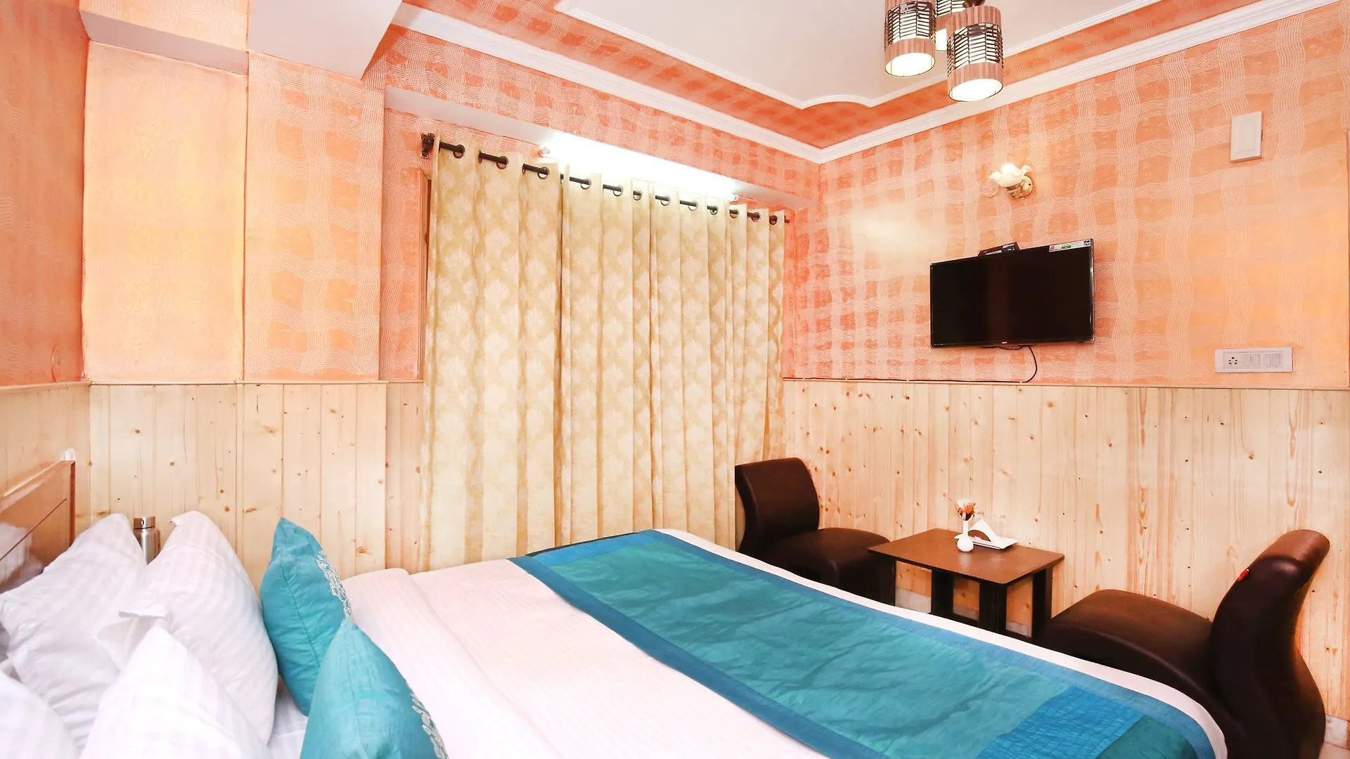 Oyo Home 10410 Mountain View Rooms Panthaghati Shimla India